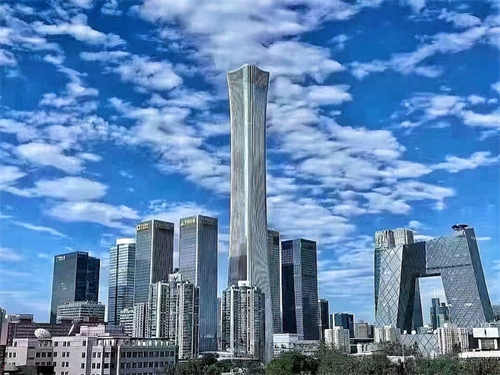 中信大厦 135㎡办公室 18元/平米/天