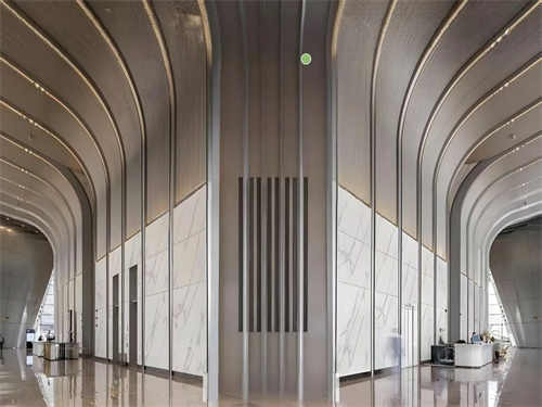 中信大厦 1275㎡办公室 18元/平米/天